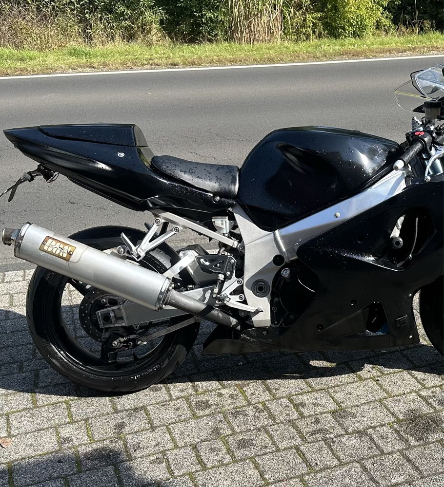 Susuki GSXR 750 , K1