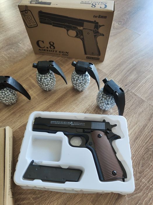 Pistol Airsoft Full metal , propulsie ARC+ bile plastic abs 500buc 6mm