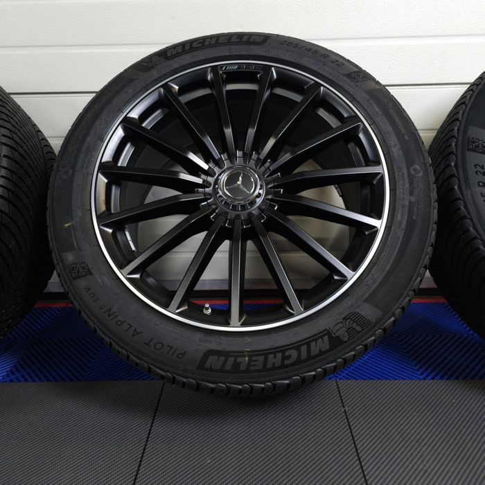 Оригинални AMG  джанти 22 цола Mercedes  GLS 63 AMG +Michelin гуми