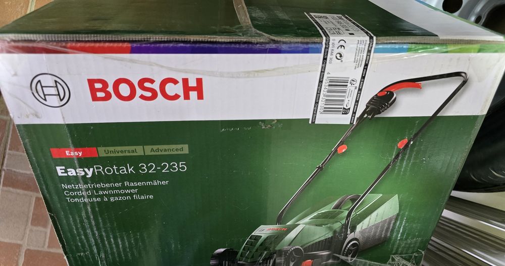 Masina de tuns gazon/iarba electrica Bosch EasyRotak 32-235