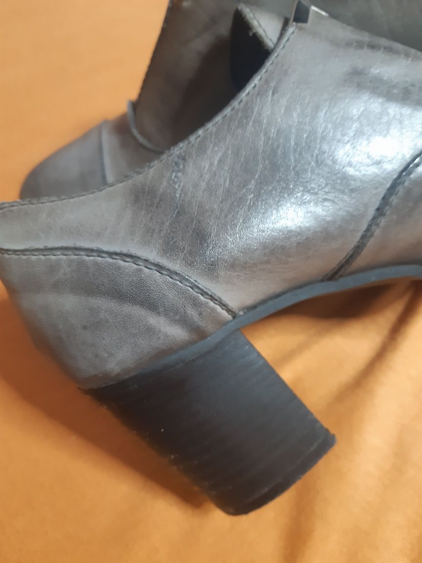 Pantofi/botine piele Italia 37