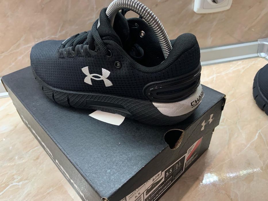 Under Armour Charged номер 36 и 36,5