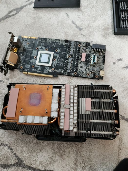 Gtx 1080 ti Aorus 11gb 352 bit