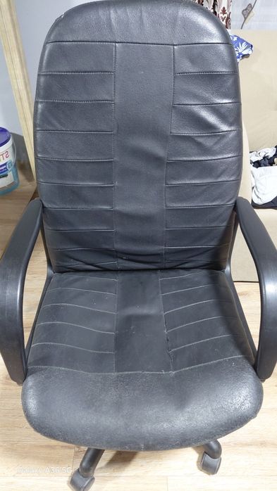 Vând Scaun de birou