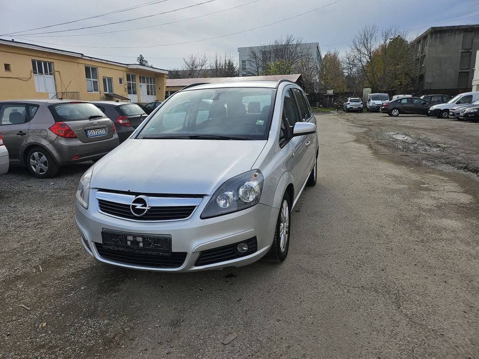 Opel zafira benzina