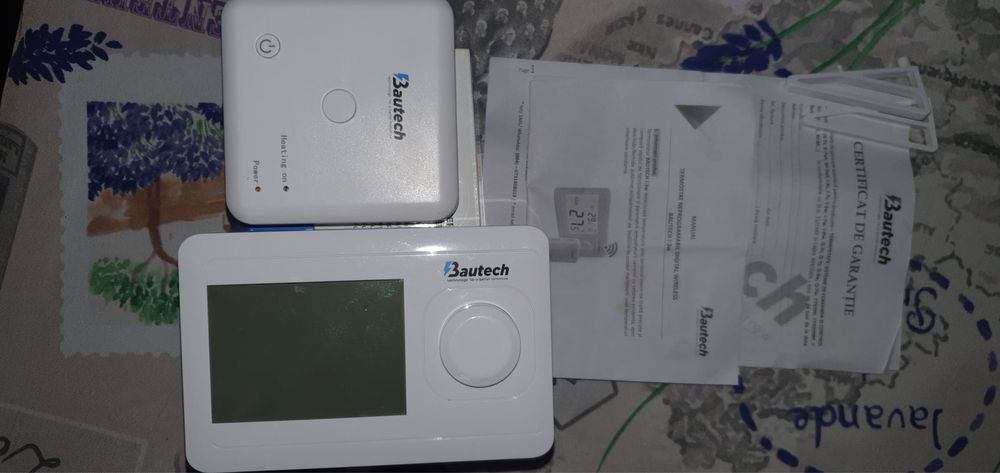 Termostat ambiental neprogramabil