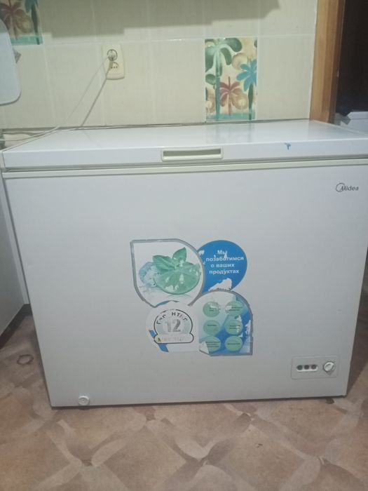 Продам морозильник