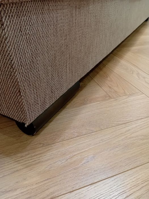 Продаю  диван в отличном состояний!