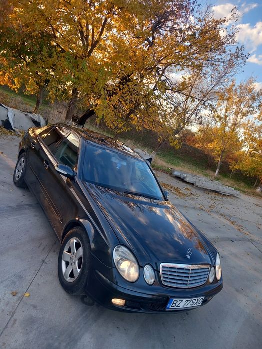 Mercedes E 2.2 DIESEL 6 Trepte manual Navigație trapa electrica