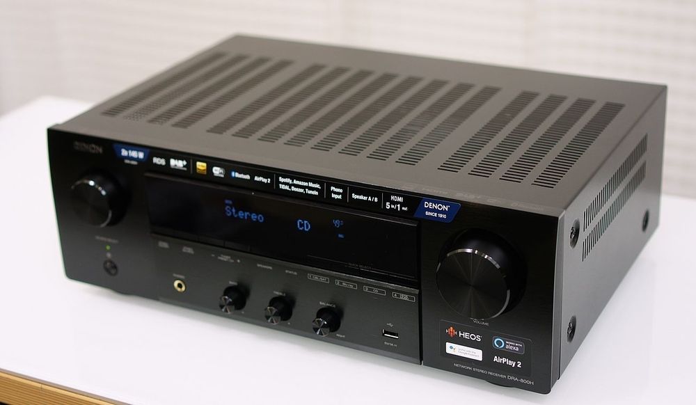 Receiver stereo DENON (HDMI Arc, Wi-Fi, Bluetooth, HEOS, 4k, 2x100w)
