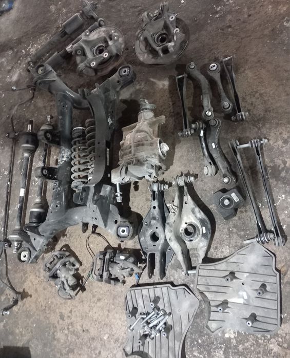 Punte spate completa grup amortizoare brat fuzeta spate BMW G20 G21