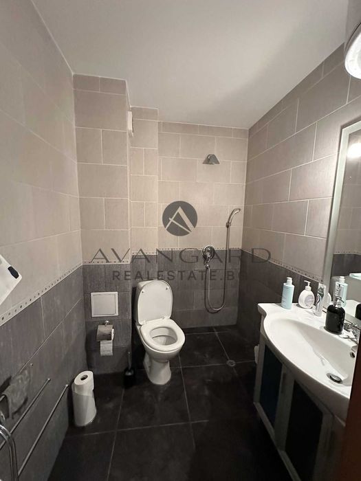 Продава се Тристаен апартамент в Пловдив, Център - 117 кв.м за 2436 €/кв.м - Снимка #9