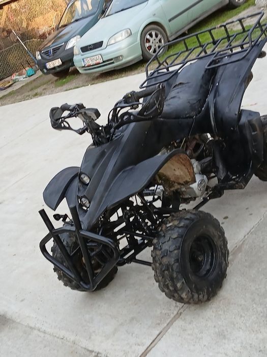 Vând Atv  .                               .