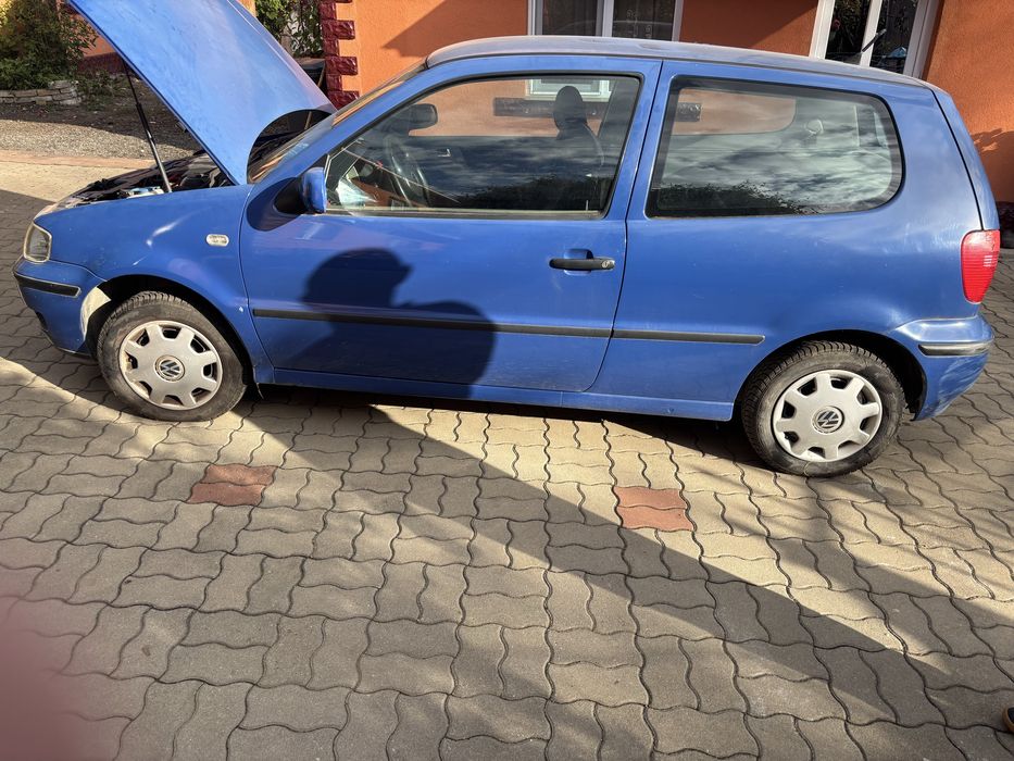 Mașină Volkswagen POLO de vânzare