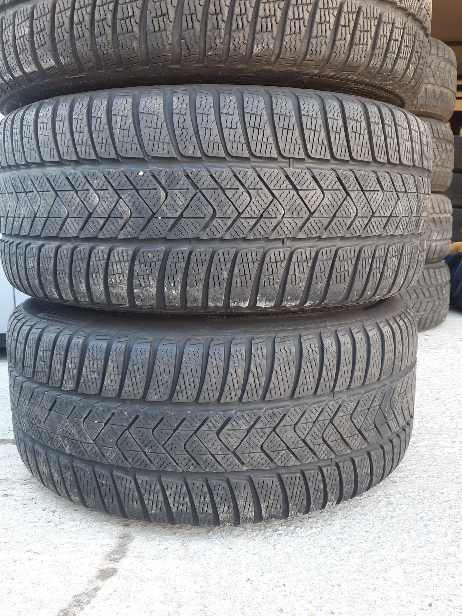 4 Броя 245/45/18 7mm // 275/40/18 6mm Pirelli 19 DOT Спорт Пакет