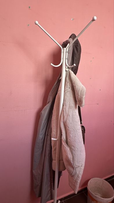 Вешалка напольная