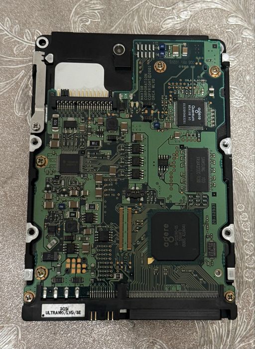 Hard disk Quantum Atlas 10k Ill SCSI