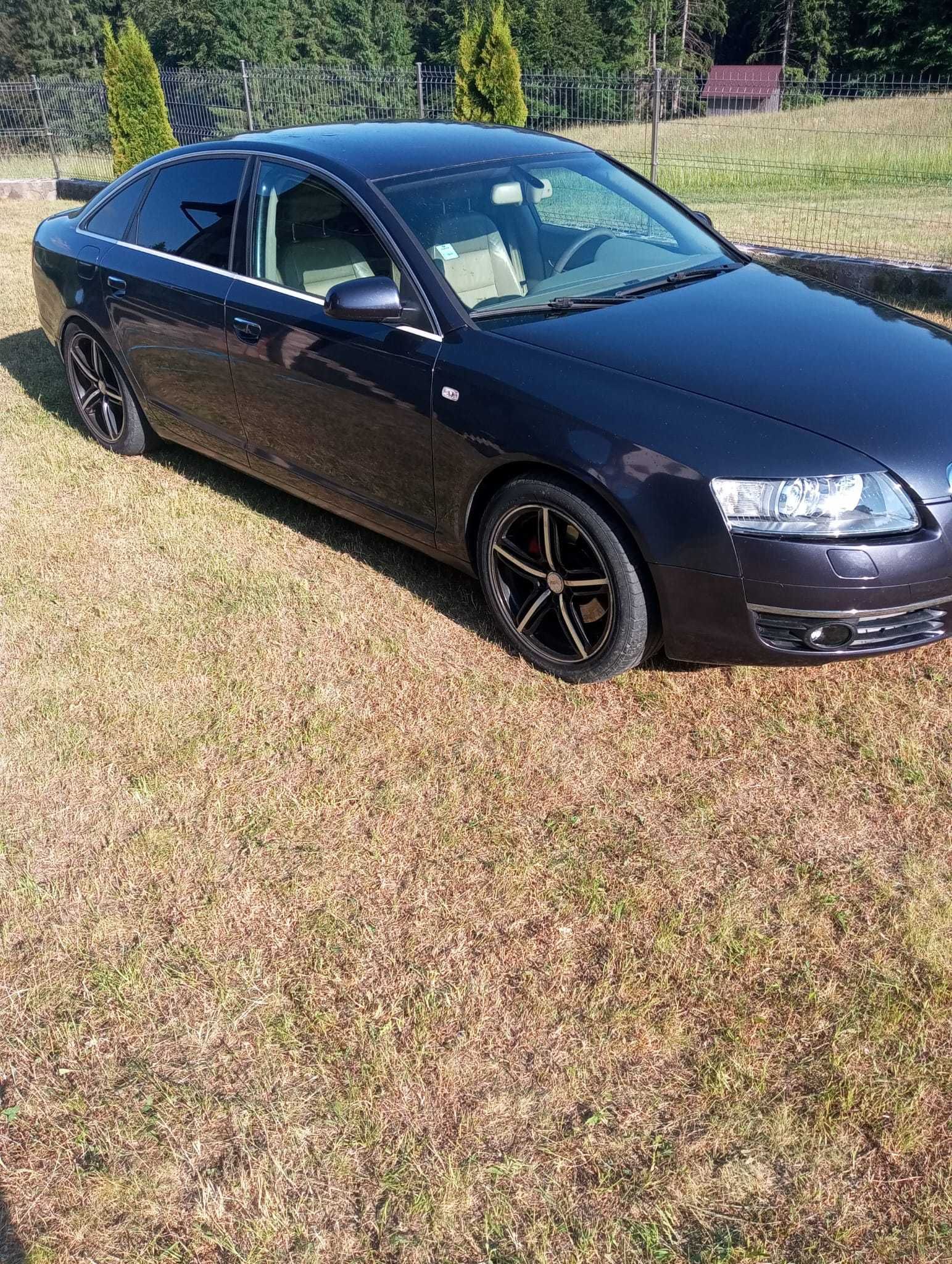 Audi A6 Quattro se vinde
