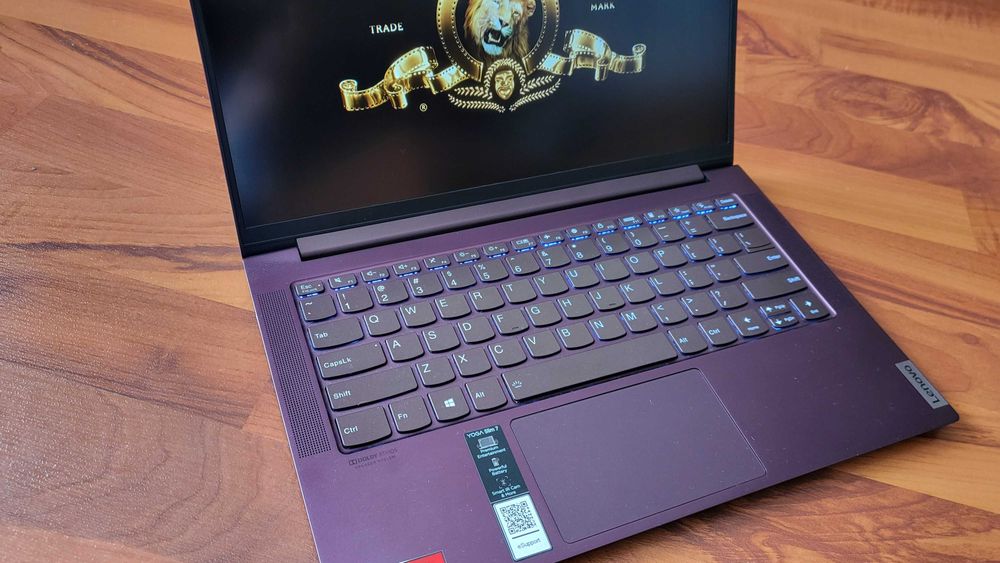 Laptop Lenovo Yoga Slim 7