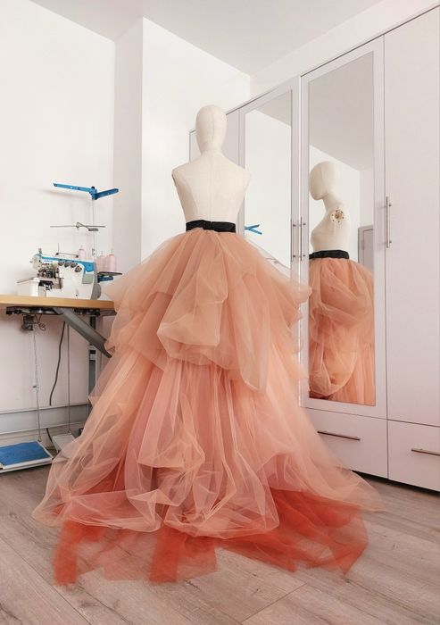 Цветна и обемна пола от тюл на слоеве Бал Сватба Булчинска Рокля