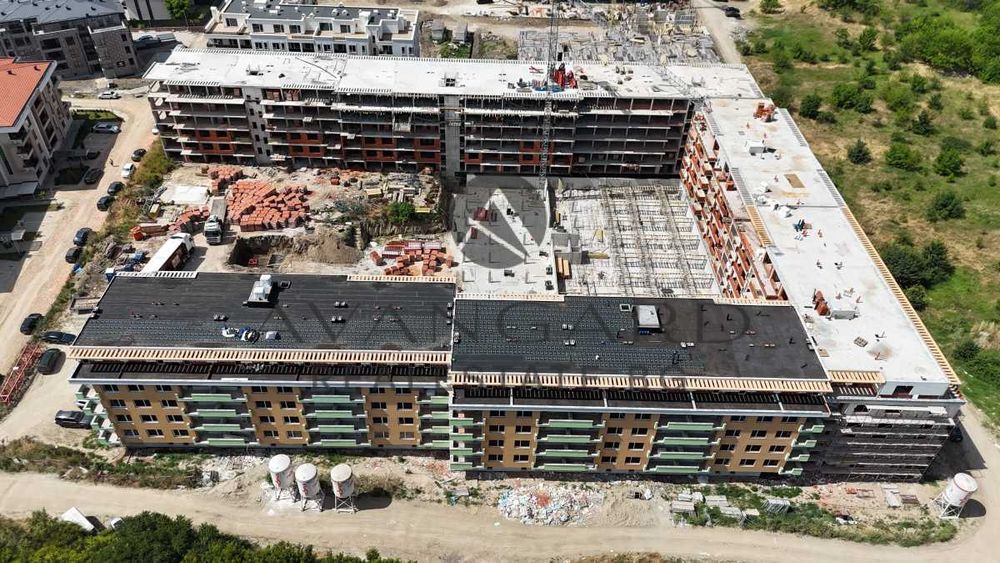 Продава се Двустаен апартамент в Пловдив, Кючук Париж - 68 кв.м за 952 €/кв.м - Снимка #2