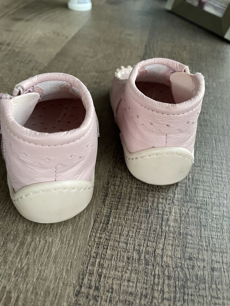 Бебешки обувки Беко размер 18