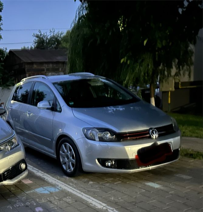 Vand golf 6 plus 2.0 diesel (masina de scoala de soferi)