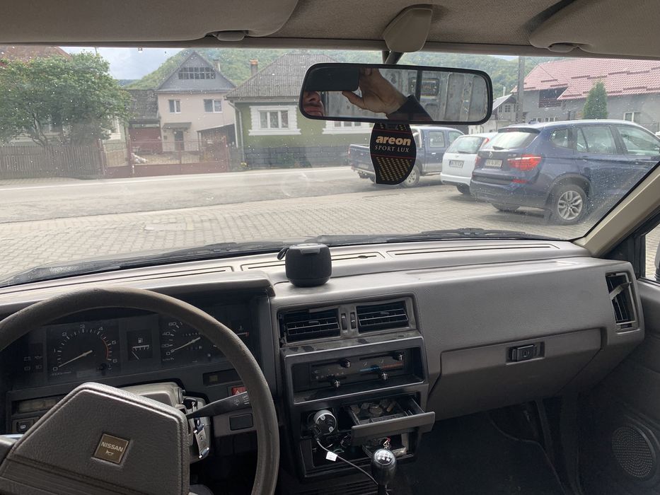 NISSAN KING CAB (navara md21 pick up )