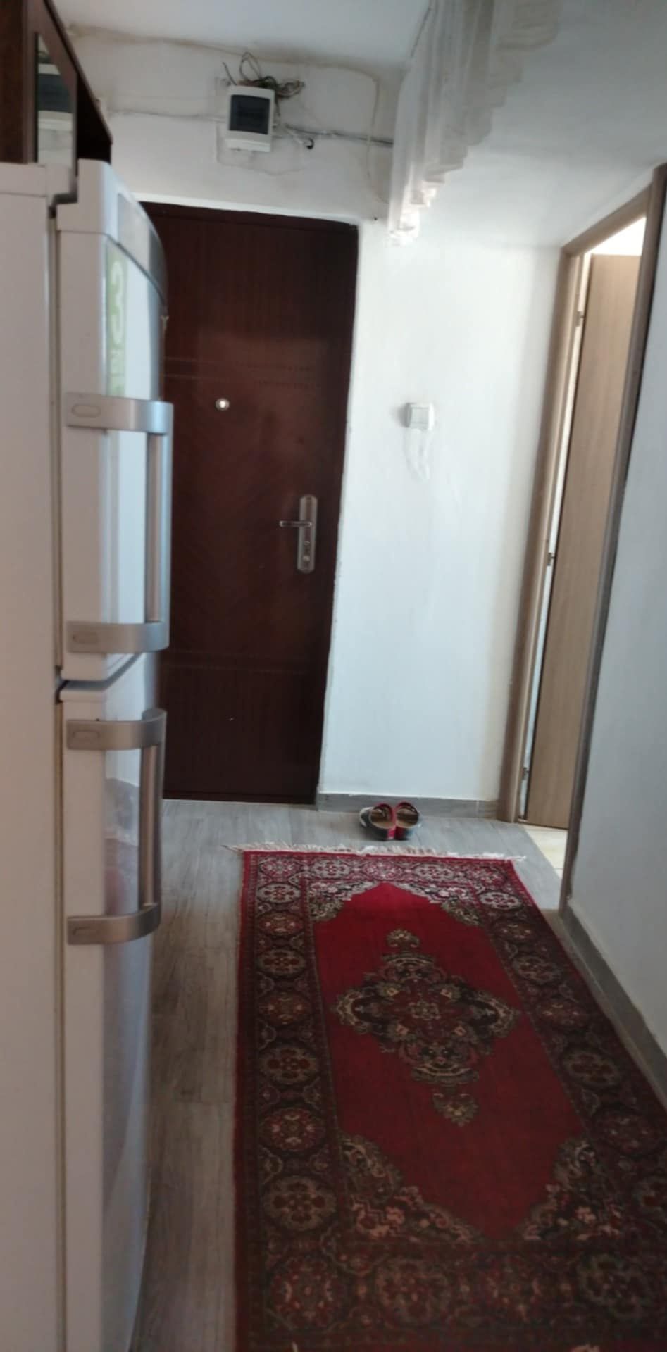 Ofer spre inchiriere apartament cu 2 camere!