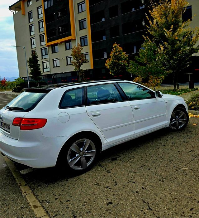 Audi A3 S-line 1.8 TFSI 160 Cp Led Bi-xenon recent adusă