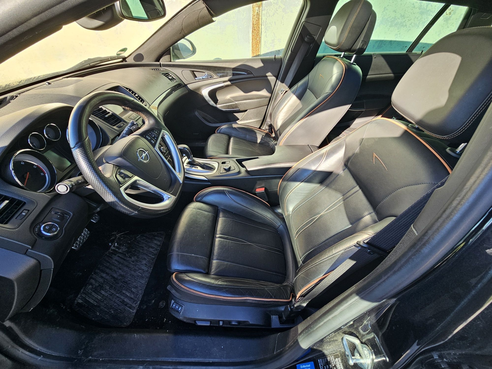 Vând Opel Insignia 2013 full 2.0 diesel  , 160 cp , 244000 km , euro 5
