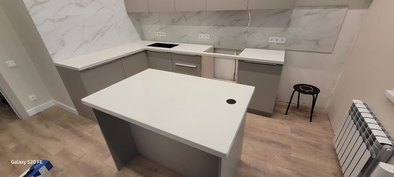 Столешница из искусственного камня