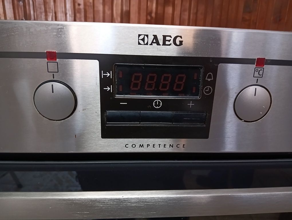 Като нова иноксова печка за вграждане с керамичен плот АЕГ Aeg