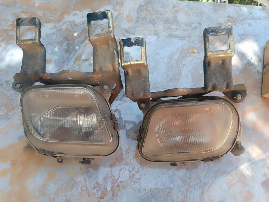 Мерседес W 210 Поротивотуманнник