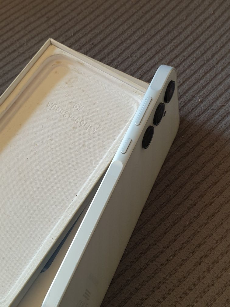 Чисто нов Samsung A35 5G
