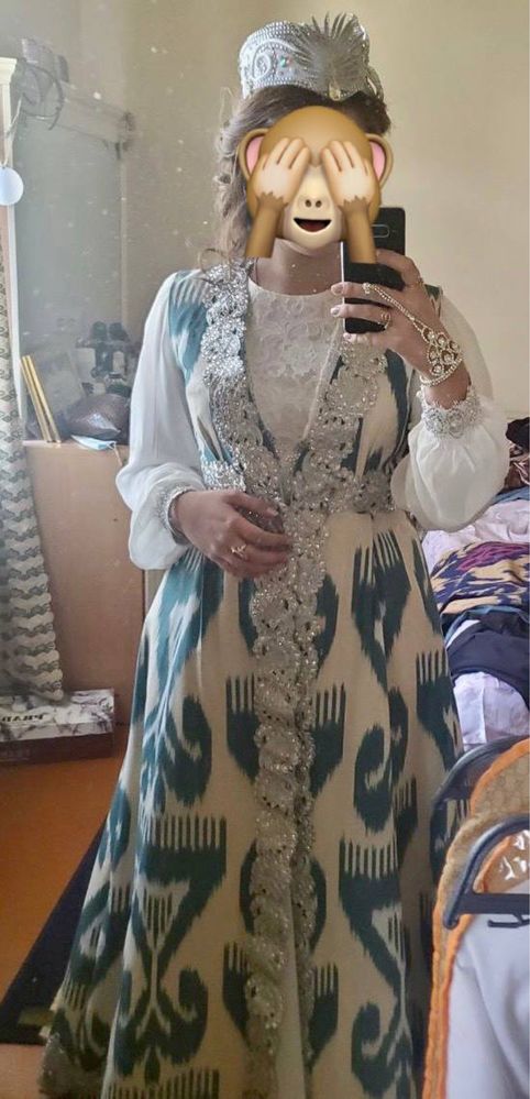 Чапан женский национальный