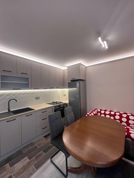 Дава се под наем Двустаен апартамент в София, Манастирски ливади - 86 кв.м за 770 € - Снимка #2