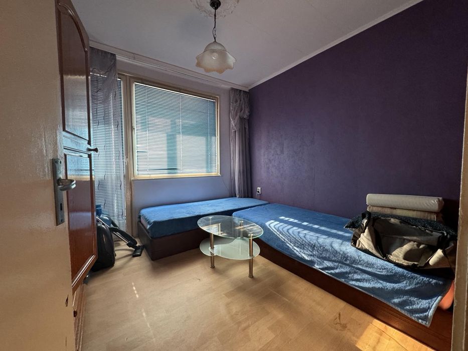 Продава се Двустаен апартамент в Бургас, Славейков - 62 кв.м за 1704 €/кв.м - Снимка #1