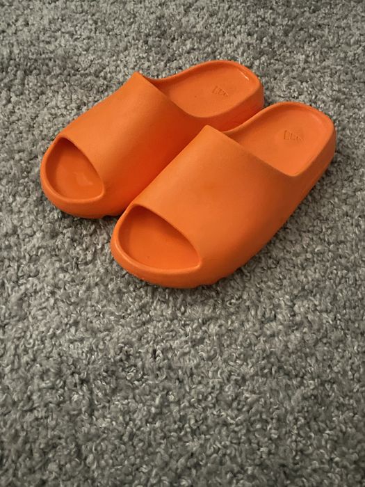 vand yeezy slide