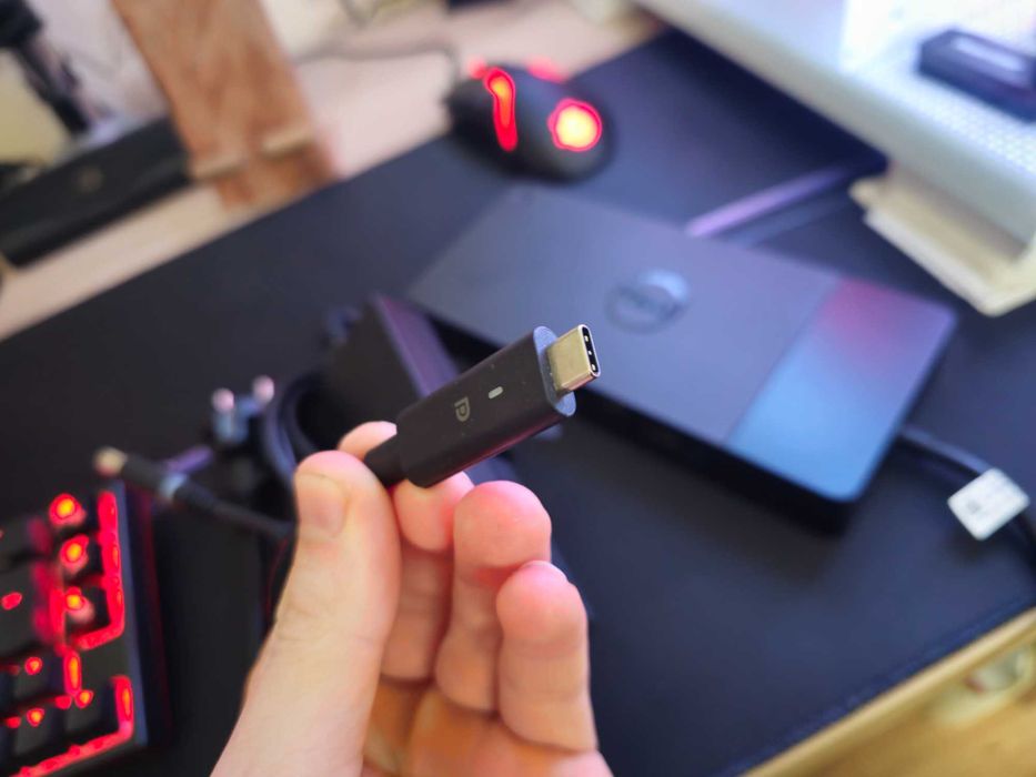 Докинг станция Dell Dock WD19S