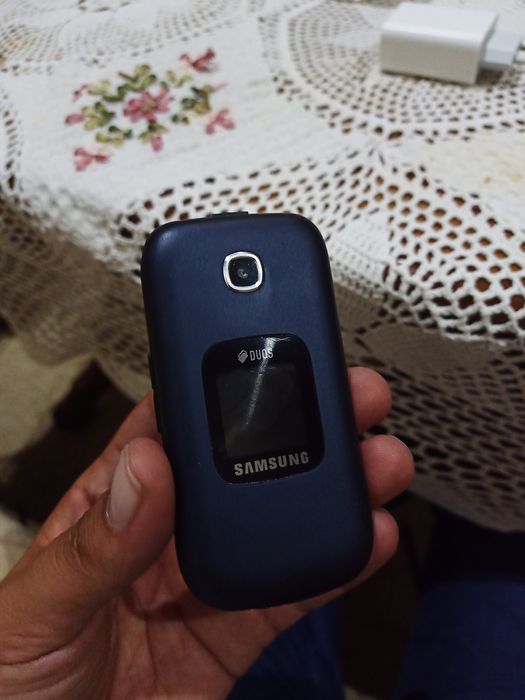 Samsung Gusto 3 Gsm yahshi holatda