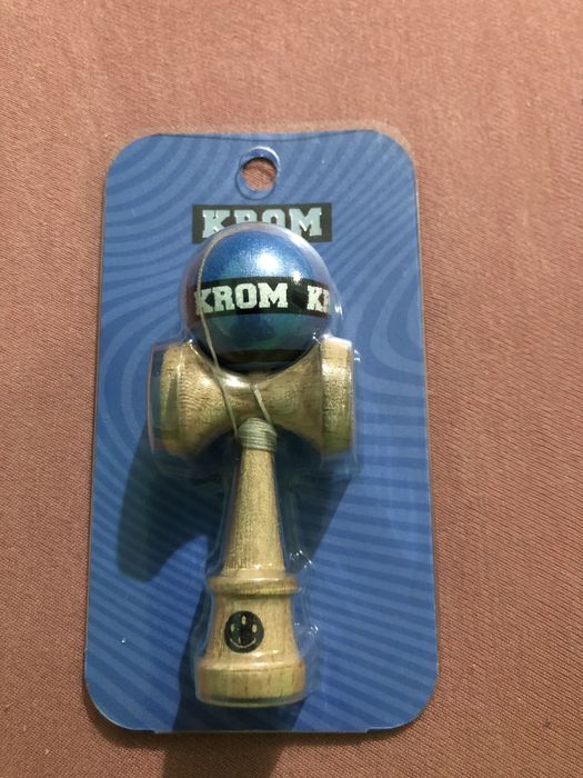 Mikro kendama albastra