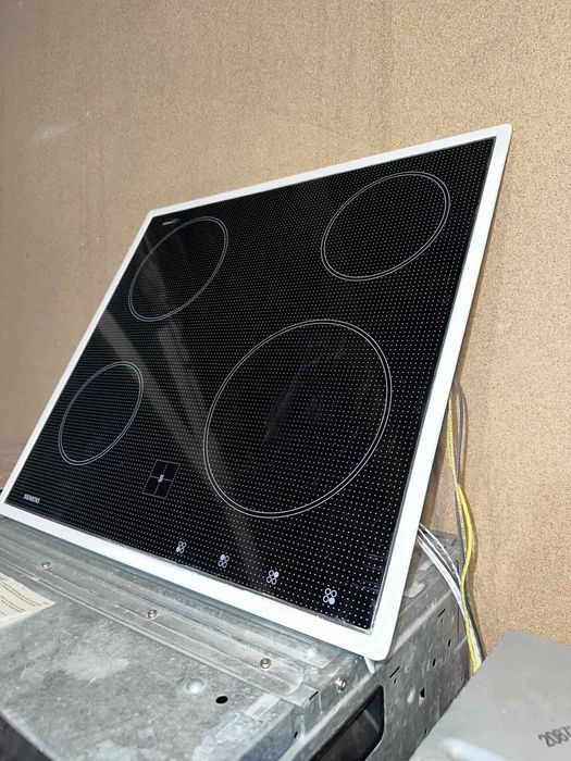 Печка +гаранция. За вграждане. Конвекция. Керамичен плот. Доставка