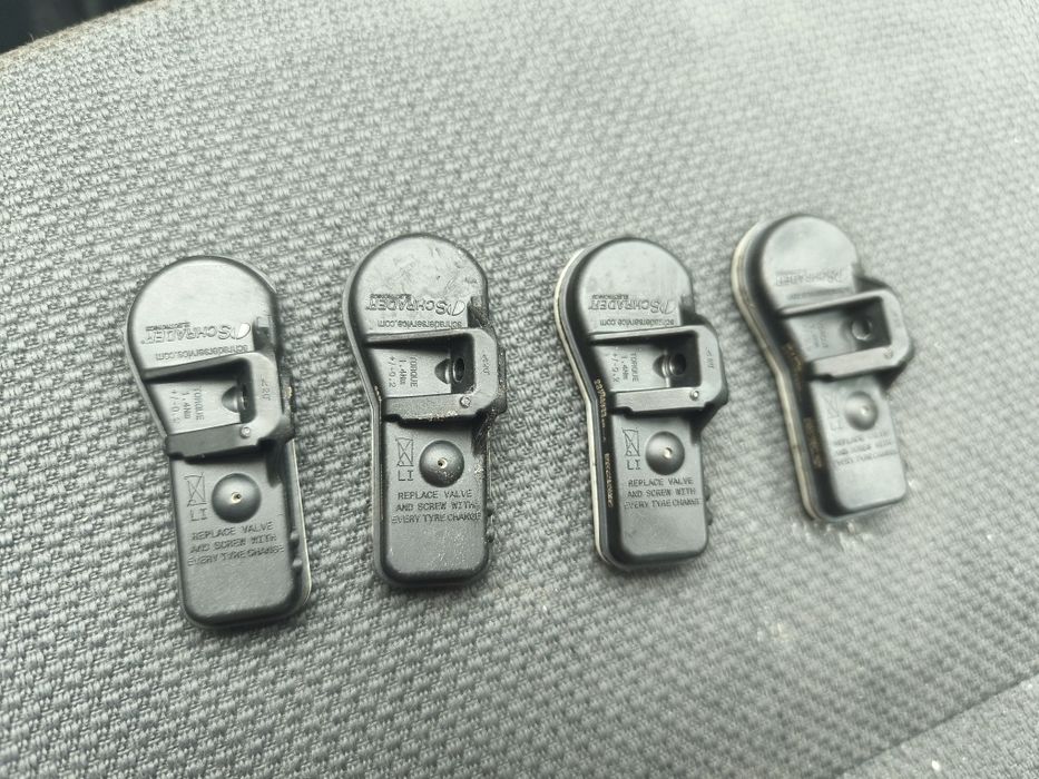 Set 4 senzori presiune Dacia duster