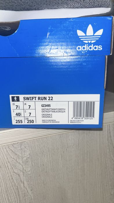 Swift run 22 adidas originals