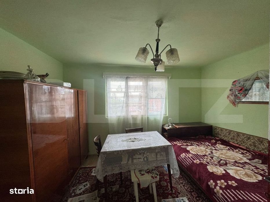 Casa cu 2 camere 50 mp si 836 mp teren, in Magura
