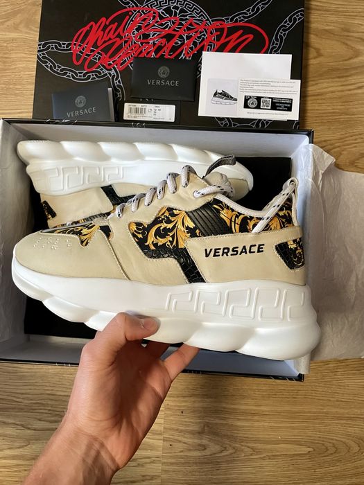 Adidasii Versace chain reaction baroque esition print