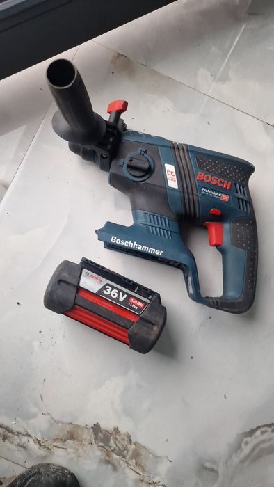 Ciocan rotopercutor cu acumulator SDS