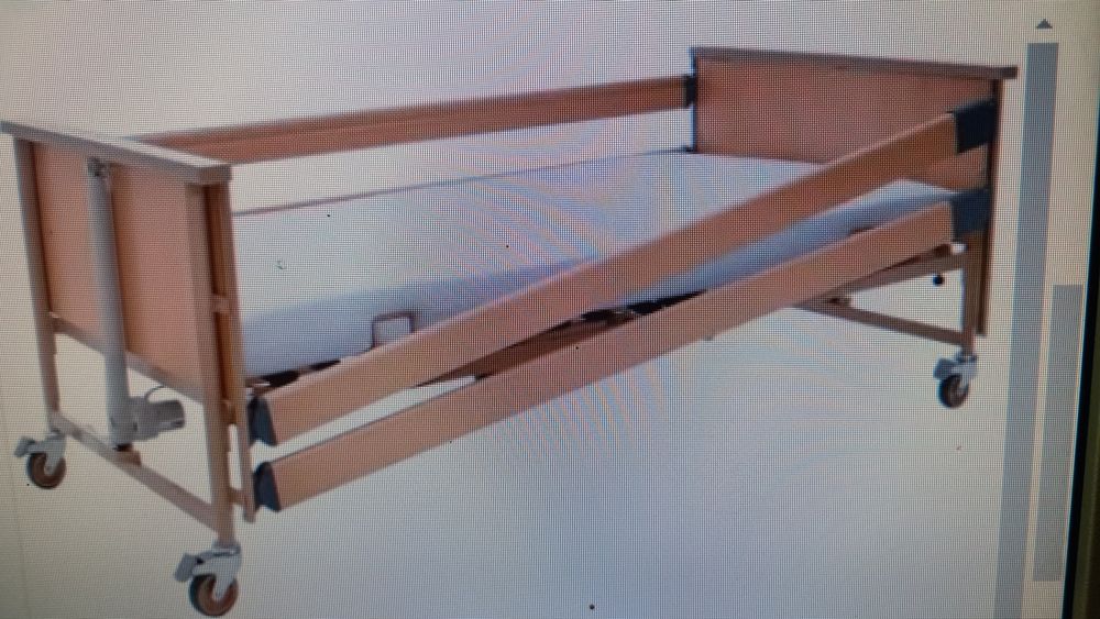 Vând pat electric pentru spital/bolnavi aproape nou în stare perfectă