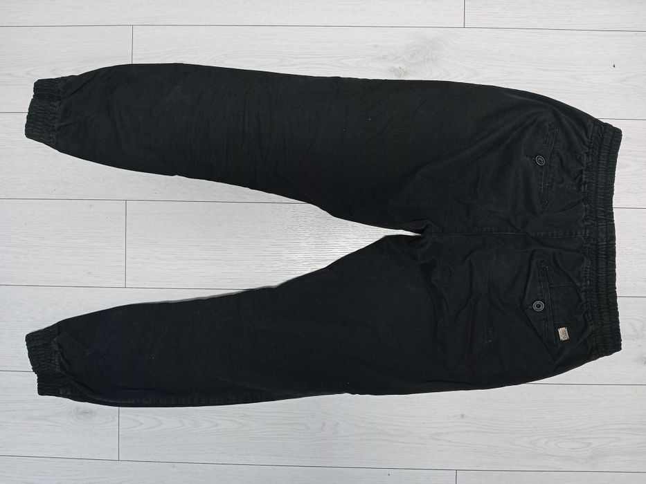 Pantaloni blugi negri subtiri M